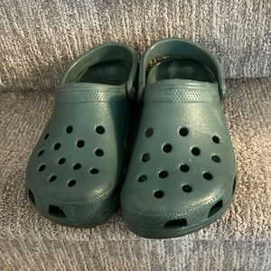 Crocs green size 8 women’s